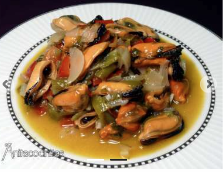 Mejillones con verduras.